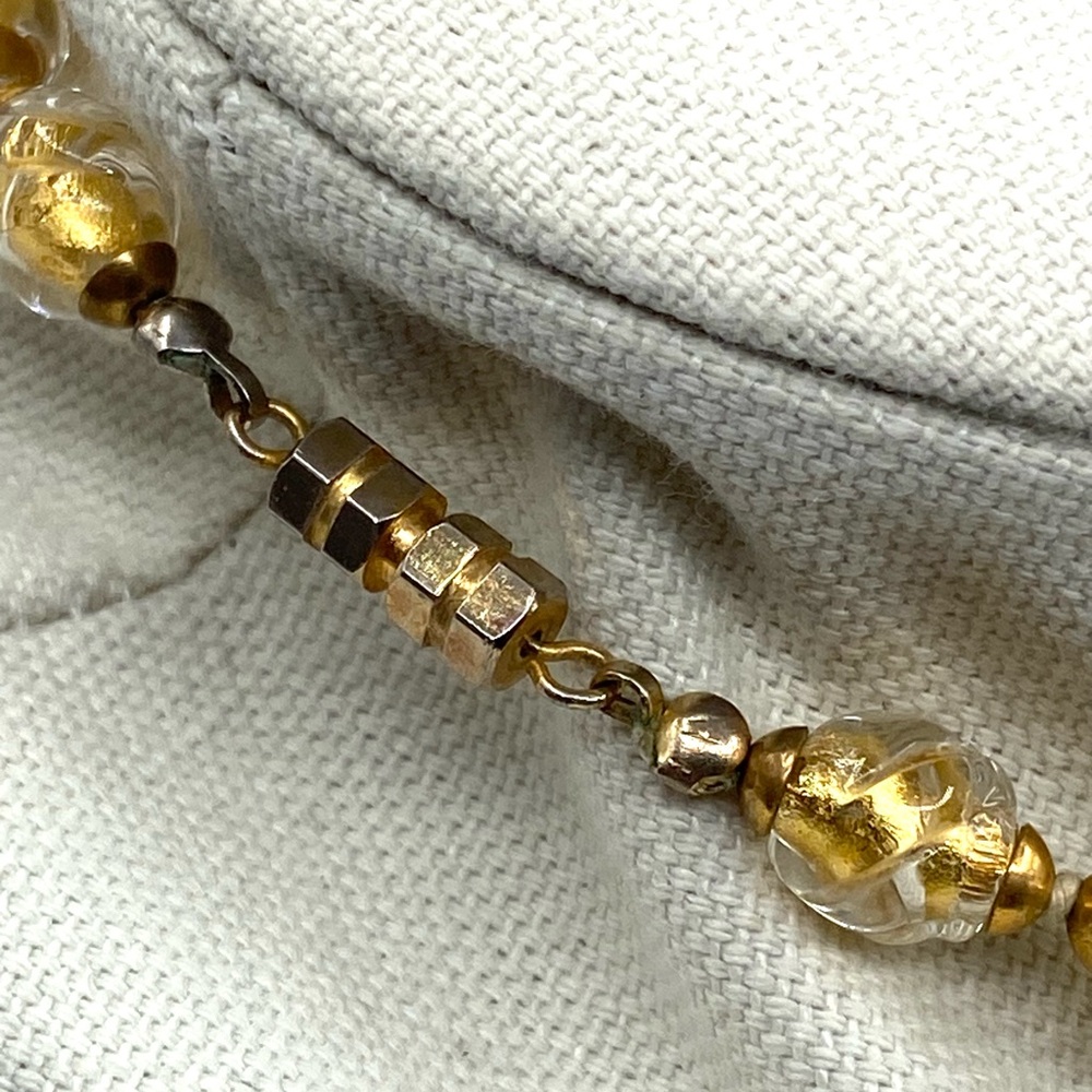 Vintage Art Deco Gold Foil Art Glass Necklace - Picture 7 of 12